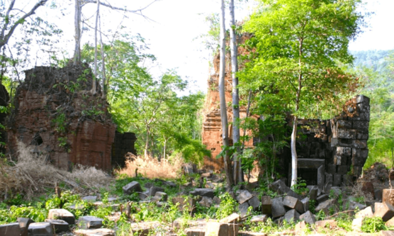 Neak Buos Temple-Cambodia