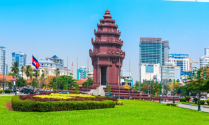independence monument | cambodia